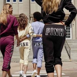 🖤🩷 Victoria's Secret “PINK” Cropped Joggers 🩷🖤